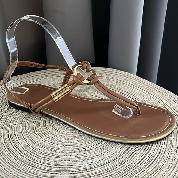 Montego Bay Club Tan Sandals with Gold Accents Size 9 - Picture 2 of 12